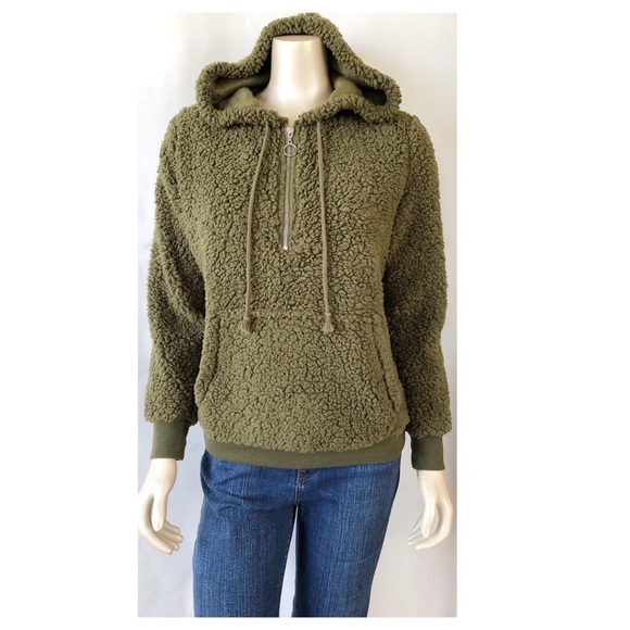 No Boundaries ♥️ Fuzzy Hoodie - Picture 3 of 6